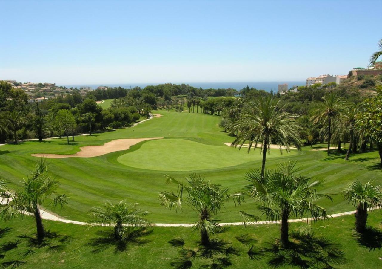 Hercules Paradise 531 Apartamento Con Vistas Al Mar Mediterraneo En Benalmadena A Pasos Del Centro Y Su Vibrante Zona Comercial Disfruta De Una Experiencia Unica En La Costa Del Sol Malaga Andalucia Well-Connected To The Airport Dış mekan fotoğraf