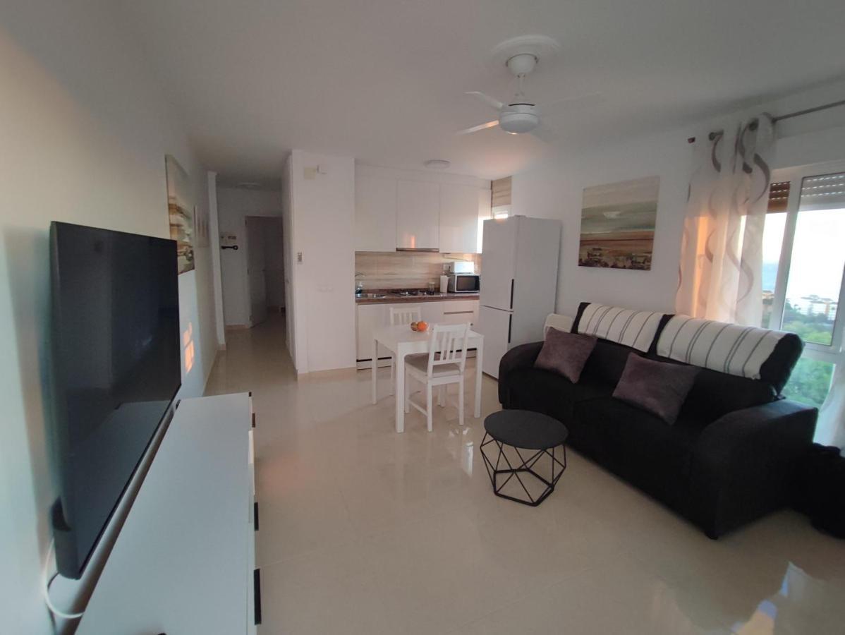 Hercules Paradise 531 Apartamento Con Vistas Al Mar Mediterraneo En Benalmadena A Pasos Del Centro Y Su Vibrante Zona Comercial Disfruta De Una Experiencia Unica En La Costa Del Sol Malaga Andalucia Well-Connected To The Airport Dış mekan fotoğraf