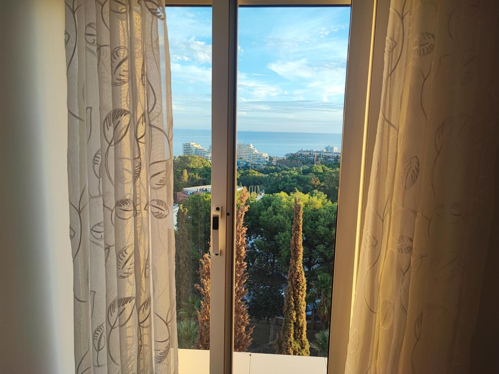 Hercules Paradise 531 Apartamento Con Vistas Al Mar Mediterraneo En Benalmadena A Pasos Del Centro Y Su Vibrante Zona Comercial Disfruta De Una Experiencia Unica En La Costa Del Sol Malaga Andalucia Well-Connected To The Airport Dış mekan fotoğraf